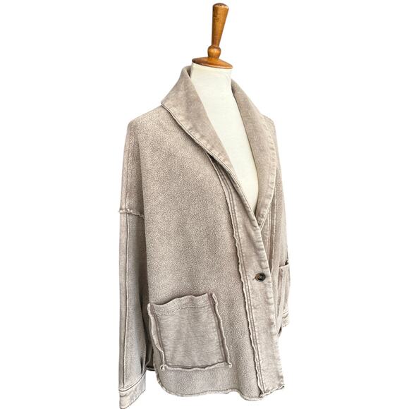 NWT Forever 21 100% Cotton Cozy Oversized Distressed Shacket Size Medium - Picture 4 of 8